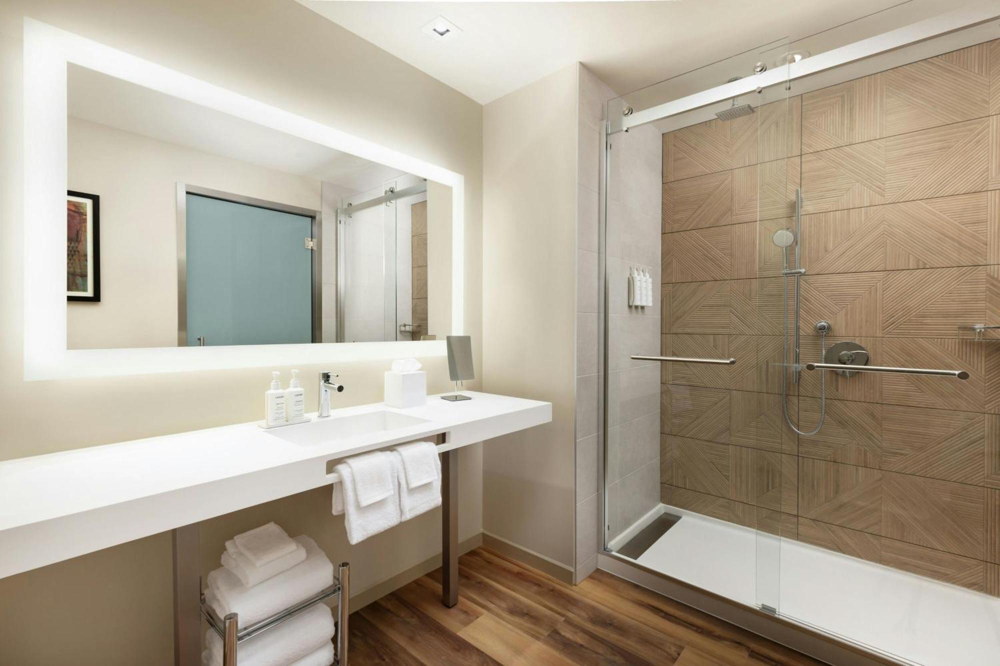 Ac Hotel By Marriott Honolulu Eksteriør billede
