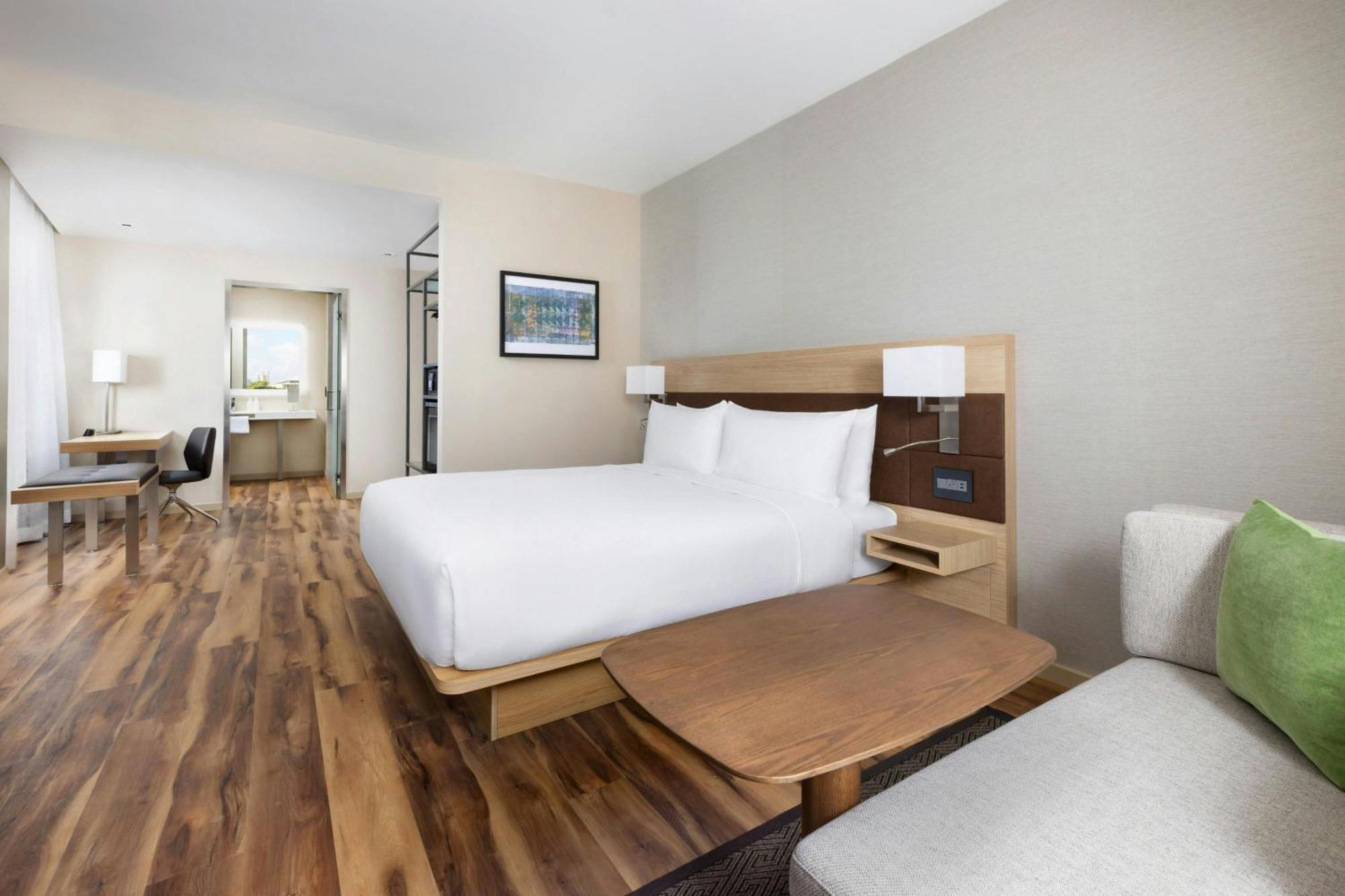 Ac Hotel By Marriott Honolulu Eksteriør billede